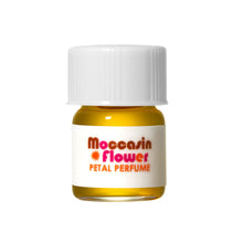 Load image into Gallery viewer, Moccasin Flower Petal Perfume